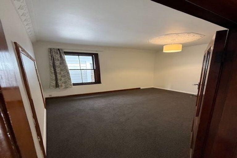 Photo of property in 1/27 Brougham Street, Mount Victoria, Wellington, 6011