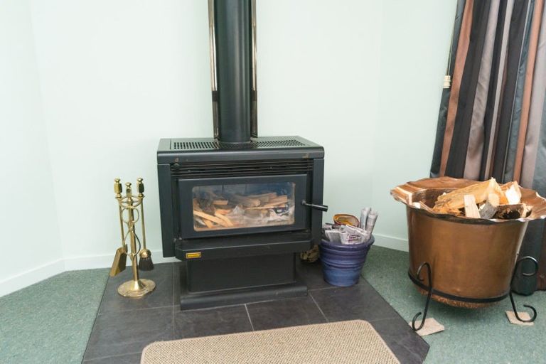 Photo of property in 7 Wyndham Street, Ashhurst, 4810