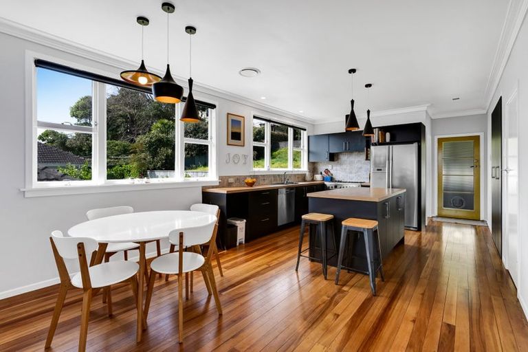 Photo of property in 223 Powderham Street, New Plymouth, 4310