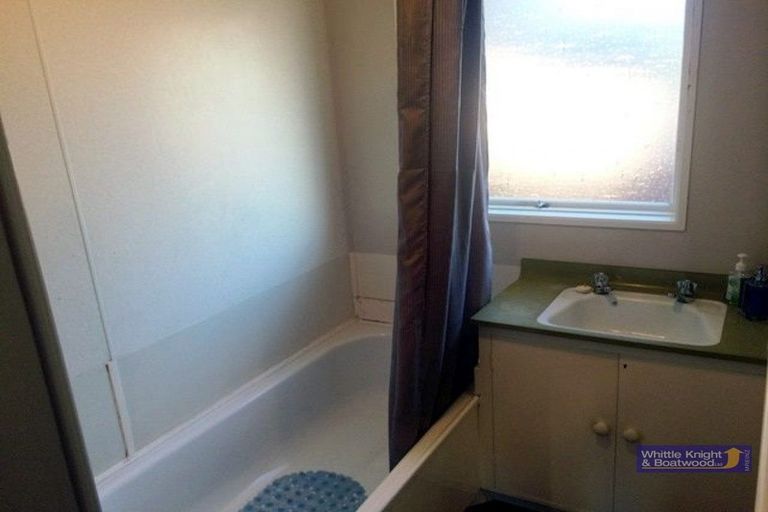 Photo of property in 2/9 Chadlington Street, Parklands, Christchurch, 8083