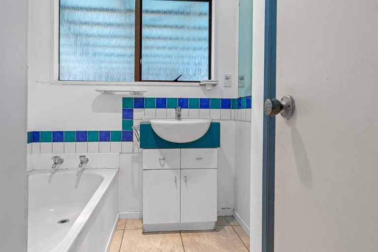 Photo of property in 58b Simpson Road, Papamoa Beach, Papamoa, 3118