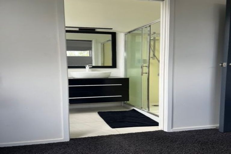 Photo of property in 55 Marellen Drive, Red Beach, 0932