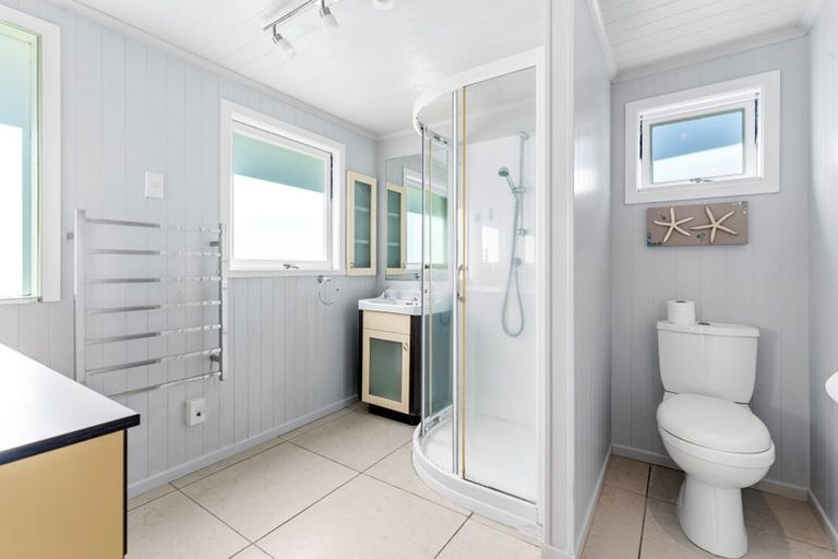 Photo of property in 10 Brandon Road, Manly, Whangaparaoa, 0930