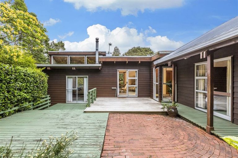 Photo of property in 72 Park Hill Road, Birkenhead, Auckland, 0626