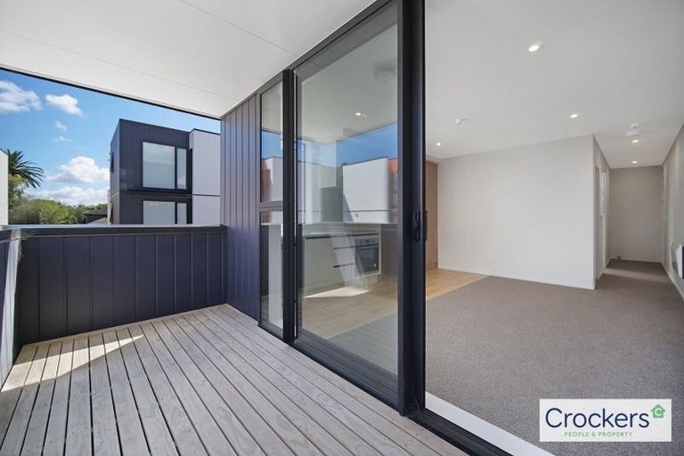 Photo of property in 10/10 Treasure Lane, Te Atatu South, Auckland, 0610