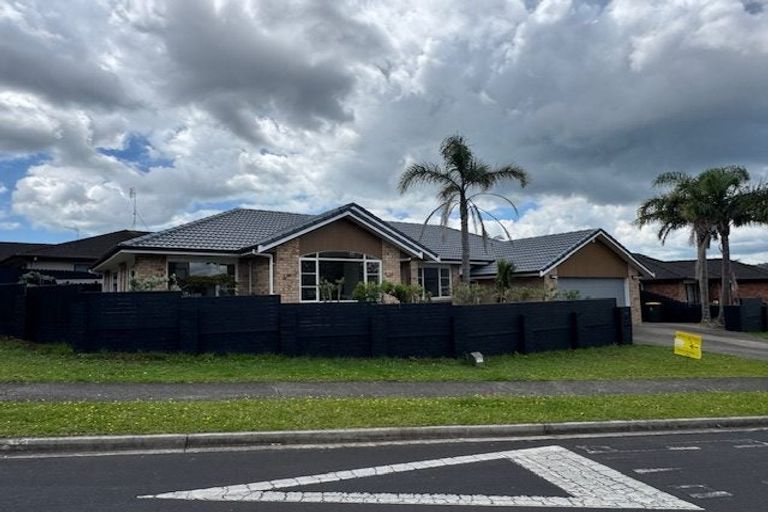 Photo of property in 34 Franshell Crescent, East Tamaki, Auckland, 2013
