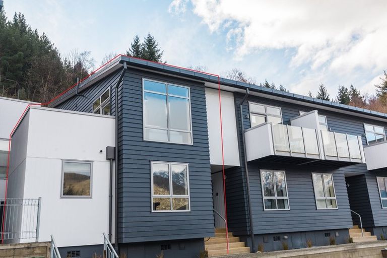 Photo of property in Greenstone Terraces, 13/716 Frankton Road, Queenstown, 9300
