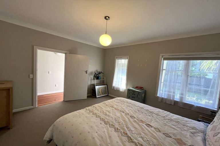 Photo of property in 122 Hamilton Road, Hataitai, Wellington, 6021