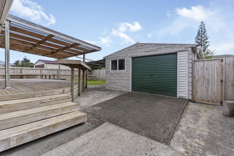 Photo of property in 14 Mcdougall Street, Manurewa East, Auckland, 2102