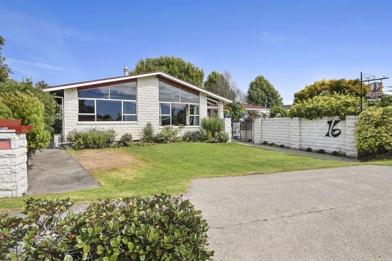 Photo of property in 16 Trewavas Street, Motueka, 7120