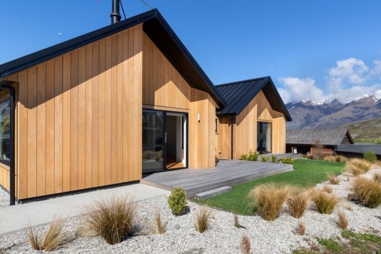 Photo of property in 43 Mcadam Drive, Jacks Point, Queenstown, 9371