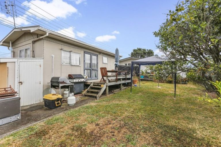 Photo of property in 103 Stanmore Bay Road, Stanmore Bay, Whangaparaoa, 0932