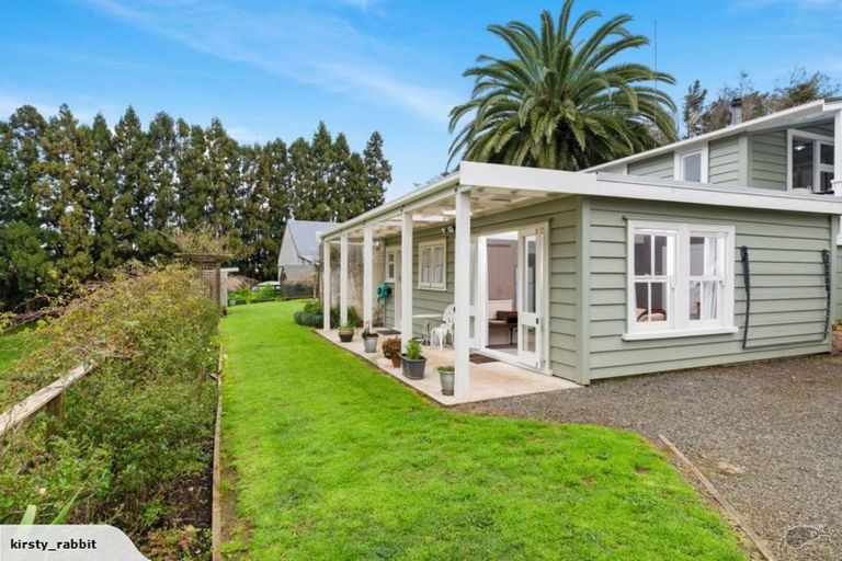 Photo of property in 29 Reid Road, Glenbrook, Waiuku, 2681