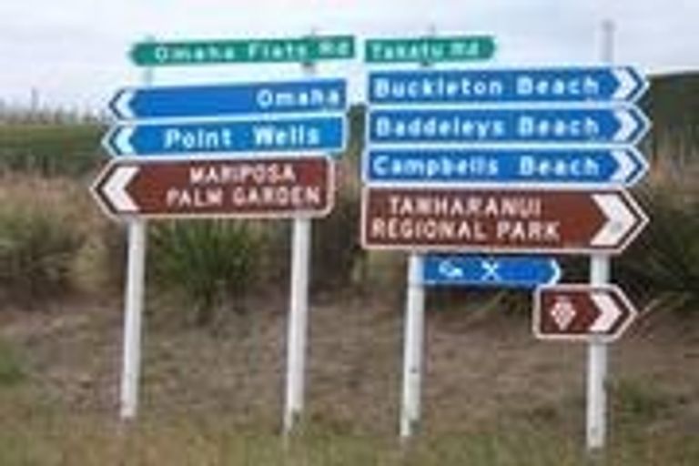 Photo of property in 58 Clinton Road, Tawharanui Peninsula, Warkworth, 0986