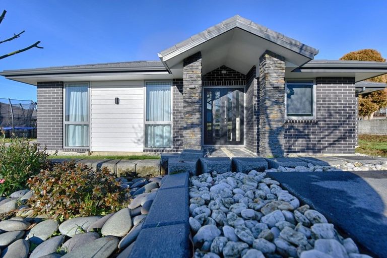 Photo of property in 14 Mary Street, Gore, 9710