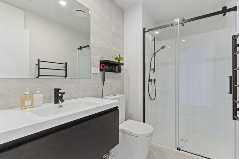 Photo of property in 409/2a Munroe Lane, Albany, Auckland, 0632