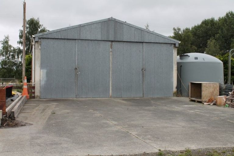 Photo of property in 1208 Winton Wreys Bush Highway, Heddon Bush, Winton, 9783