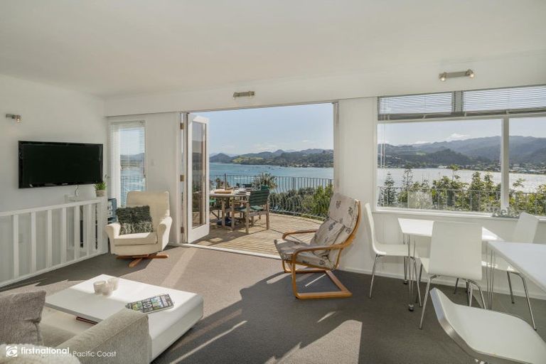 Photo of property in 154 Paku Drive, Tairua, 3508