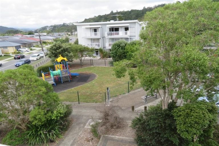 Photo of property in 95 Farmer Crescent, Taita, Lower Hutt, 5011