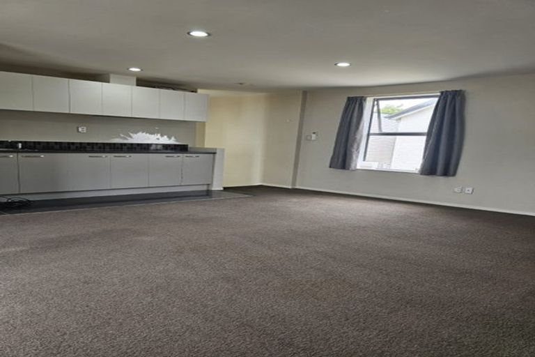 Photo of property in 24c Grande Vue Road, Papatoetoe, Auckland, 2025