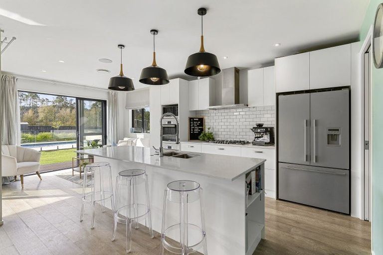 Photo of property in 19 Kahika Grove, Huapai, Kumeu, 0810