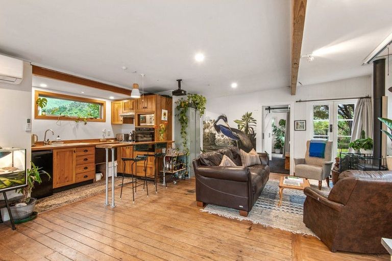 Photo of property in 92 Beach Road, Long Beach, Port Chalmers, 9081