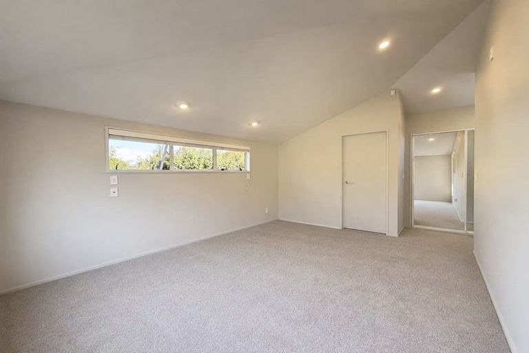 Photo of property in 2/14 Taharoto Road, Takapuna, Auckland, 0622