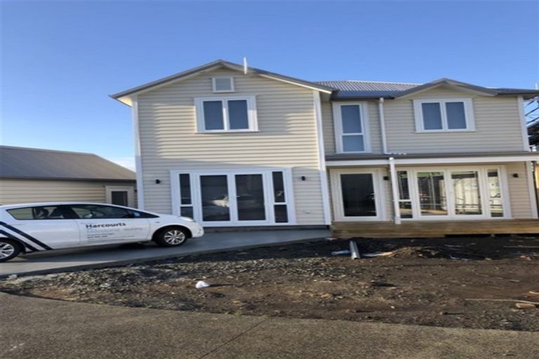 Photo of property in 26 Warbler Crescent, Papakura, 2110