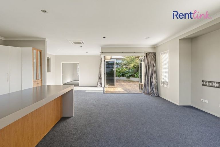 Photo of property in 9 Merriman Place, Pyes Pa, Tauranga, 3112
