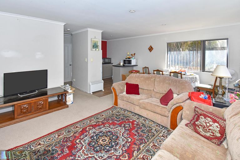 Photo of property in 105 Butcher Road, Pukekohe, 2120