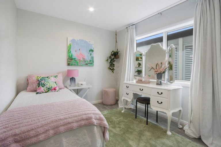 Photo of property in 35 Waione Avenue, Athenree, Waihi Beach, 3177