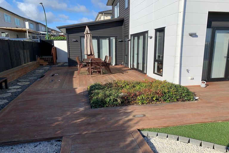 Photo of property in 10 Kerrykeel Drive, Flat Bush, Auckland, 2019