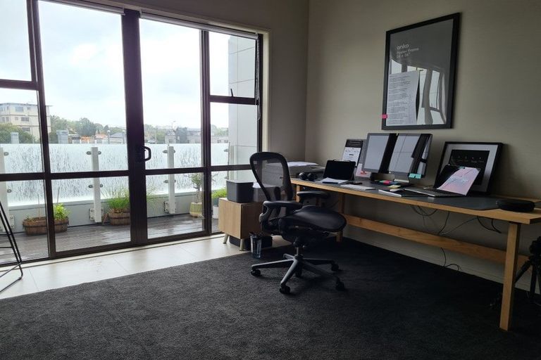 Photo of property in 304/3 Morningside Drive, Morningside, Auckland, 1025
