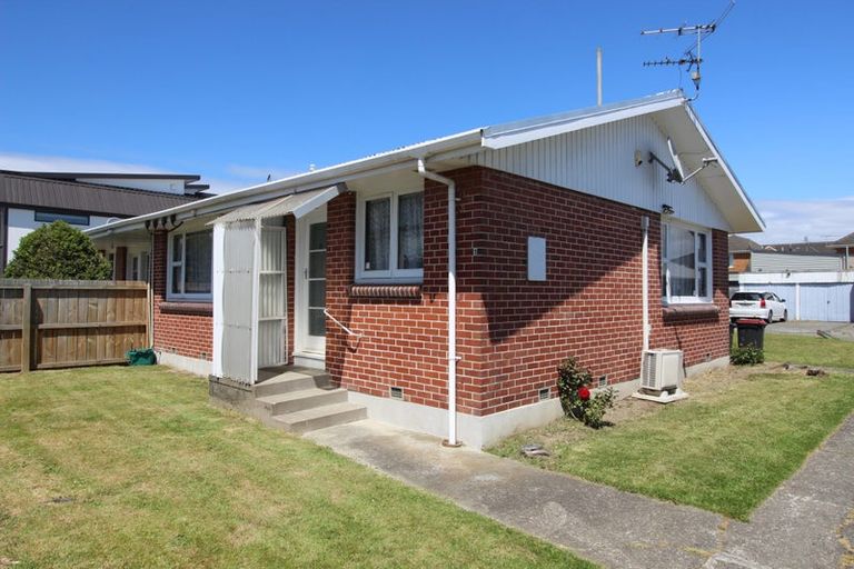 Photo of property in 1/65 Matipo Street, Riccarton, Christchurch, 8041