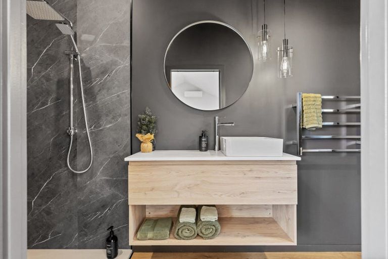 Photo of property in 94 Amreins Road, Waitakere, Henderson, 0782