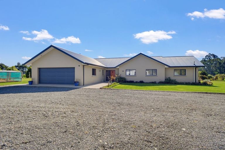 Photo of property in 46 Garrymere Road, Okuku, Rangiora, 7473