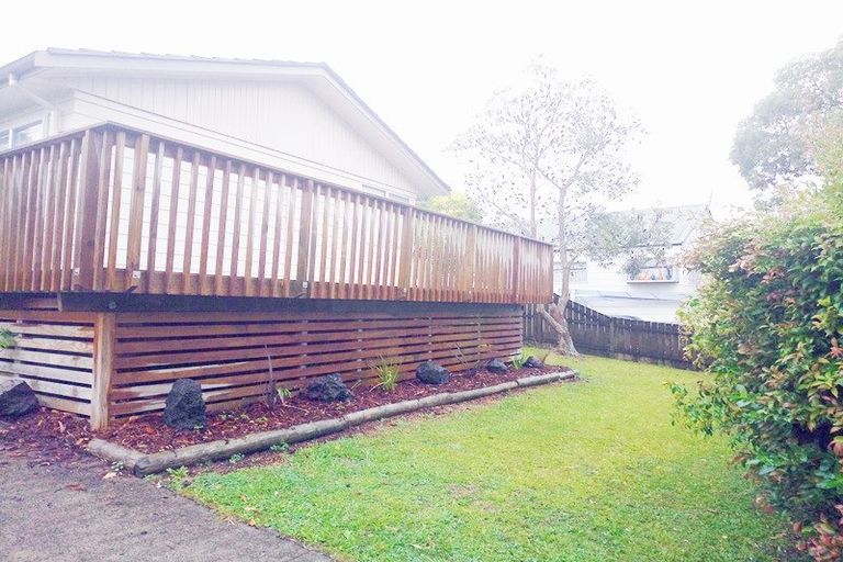 Photo of property in 18 Urlich Drive, Ranui, Auckland, 0612