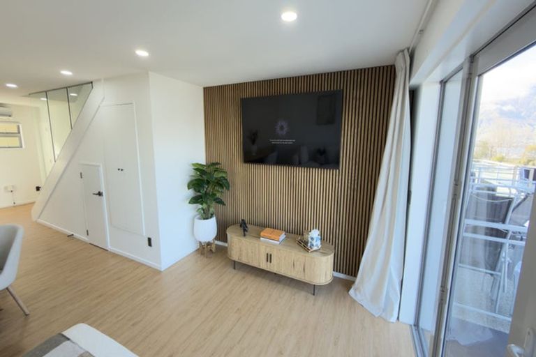 Photo of property in Remarkables Apartments, 12/658 Frankton Road, Queenstown, 9300
