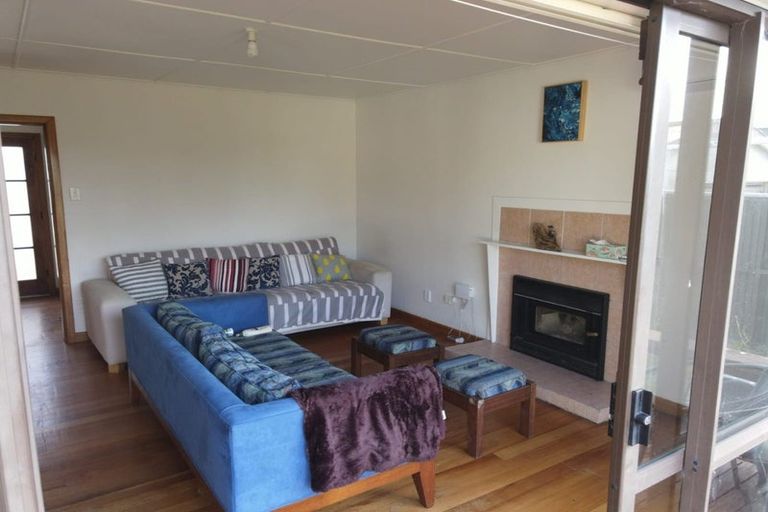 Photo of property in 3 Springs Road, Parakai, 0830