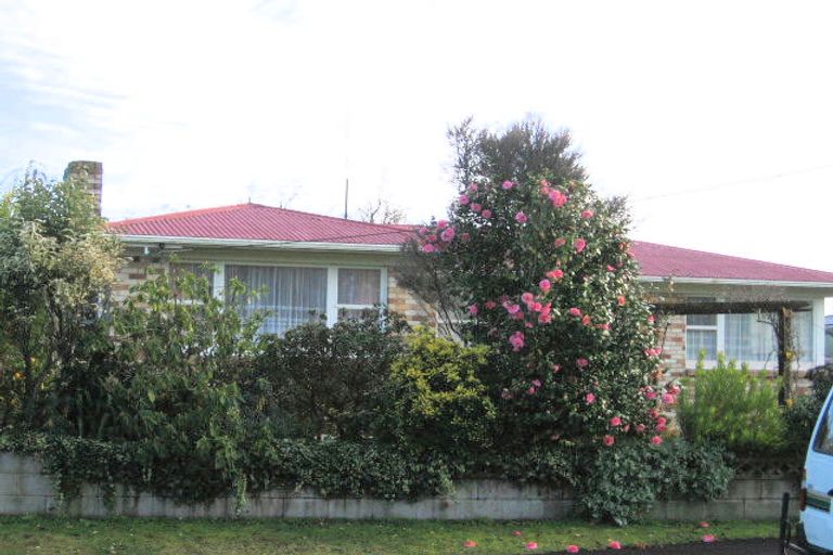 Photo of property in 32 Macmurdo Avenue, Glenview, Hamilton, 3206