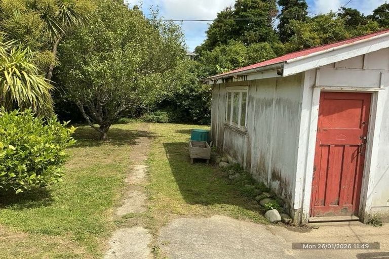 Photo of property in 28 Bould Street, Johnsonville, Wellington, 6037