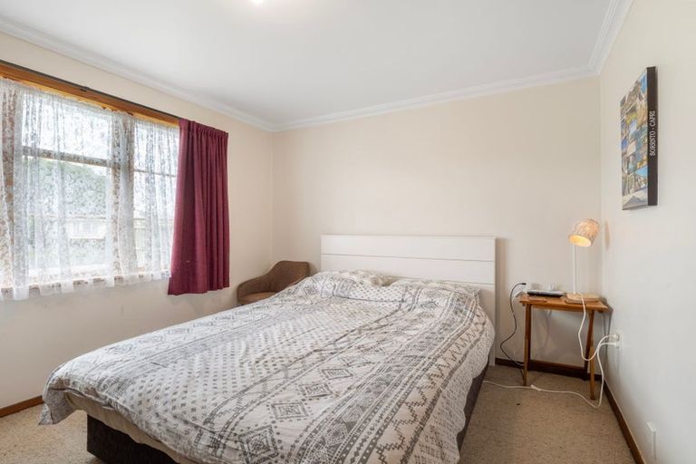 Photo of property in 25 Vernon Avenue, Takaro, Palmerston North, 4412