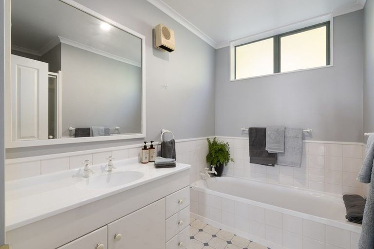 Photo of property in 7 Cresswell Place, Richmond, 7020