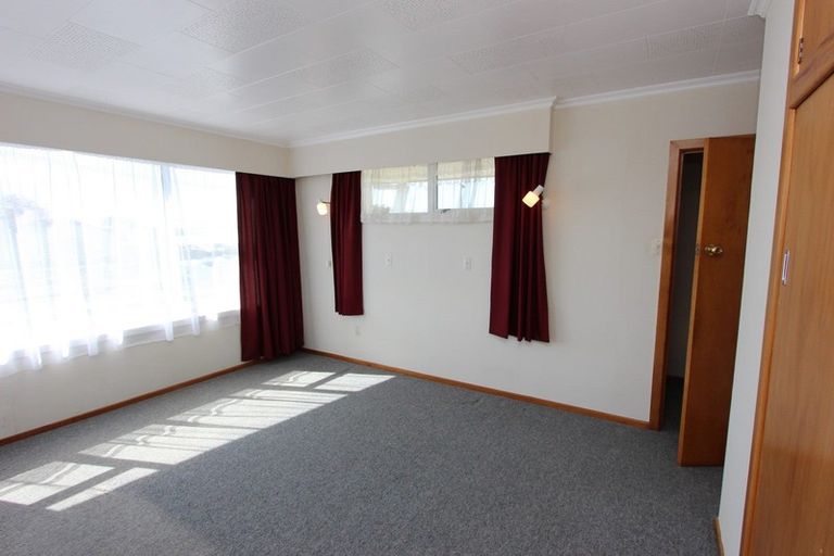 Photo of property in 13 Koromiko Street, Inglewood, 4330