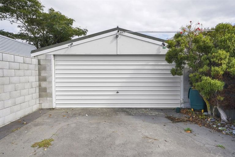 Photo of property in 22 Aylmer Street, Somerfield, Christchurch, 8024
