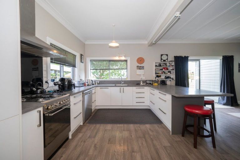 Photo of property in 2532 Lake Ferry Road, Pirinoa, Featherston, 5772