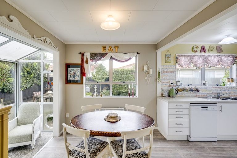 Photo of property in 156a Kennedy Road, Marewa, Napier, 4110