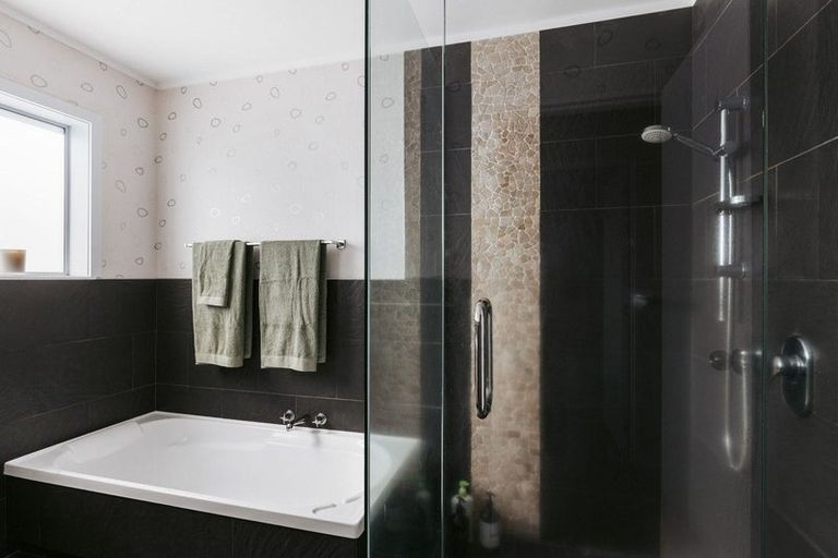 Photo of property in 13 Clivedene Street, Matua, Tauranga, 3110