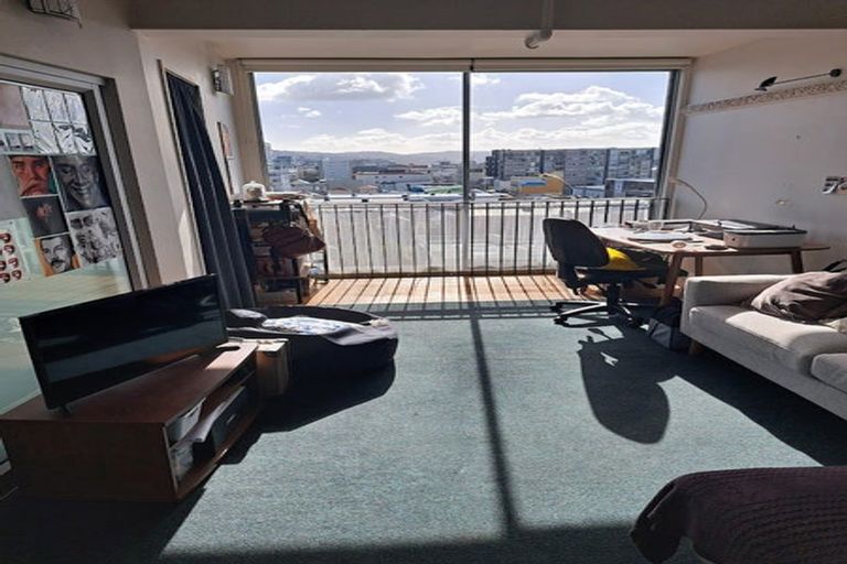 Photo of property in Qba Apartments, 3i/51 Webb Street, Mount Cook, Wellington, 6011