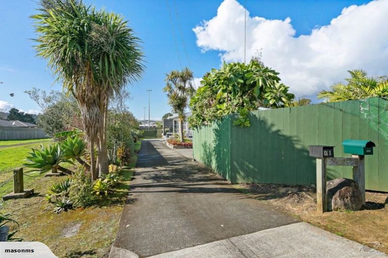 Photo of property in 2/106 Seymour Road, Sunnyvale, Auckland, 0612